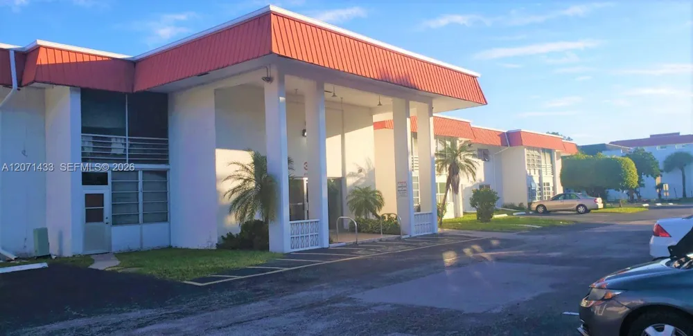 4881 NW 22nd St #B15 Lauderhill, FL 33313