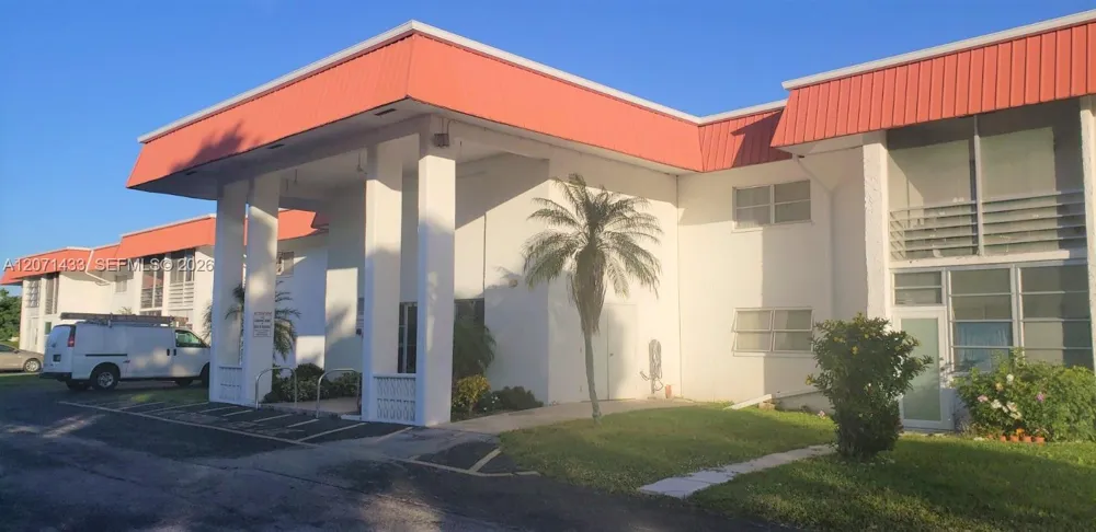 4881 NW 22nd St #B15 Lauderhill, FL 33313