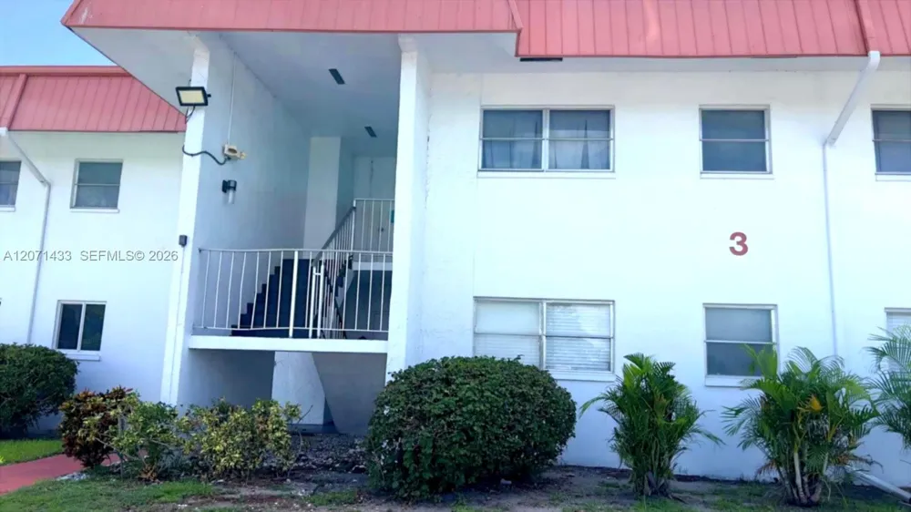 4881 NW 22nd St #B15 Lauderhill, FL 33313