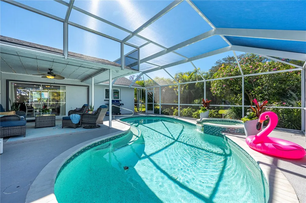 7410 2ND AVENUE NW Bradenton, FL 34209