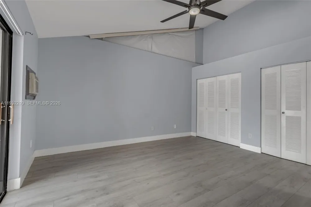 1050 Summit Trail Cir #B West Palm Beach, FL 33415
