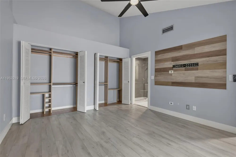 1050 Summit Trail Cir #B West Palm Beach, FL 33415