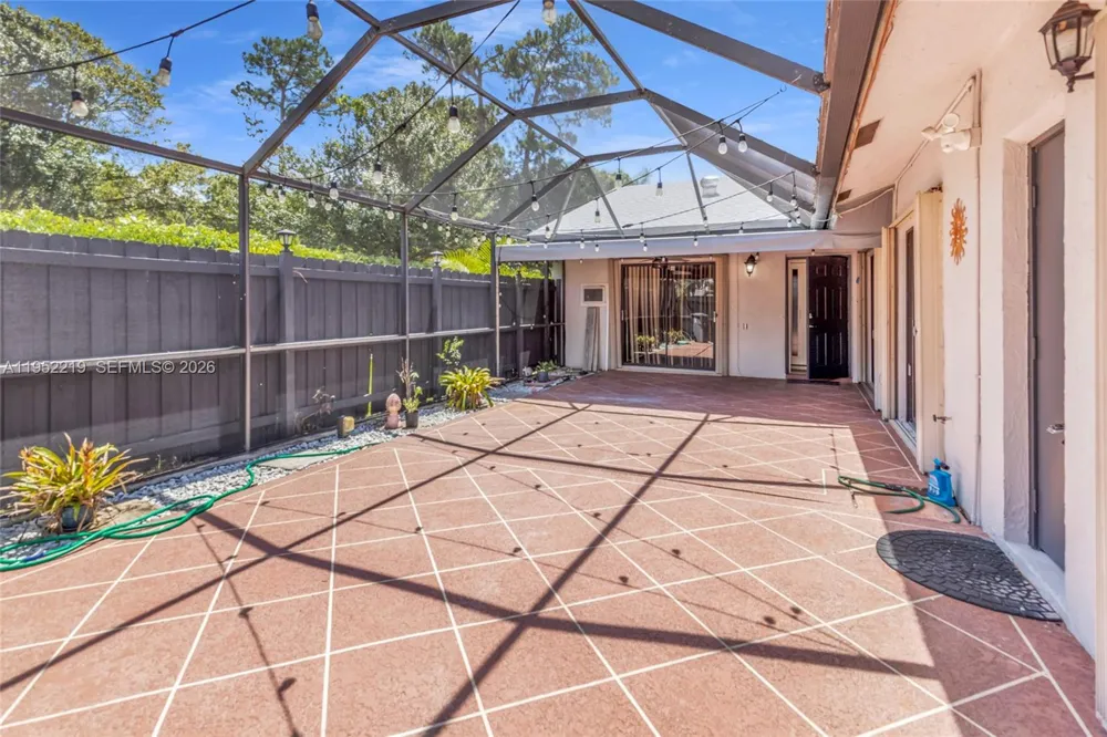 1050 Summit Trail Cir #B West Palm Beach, FL 33415
