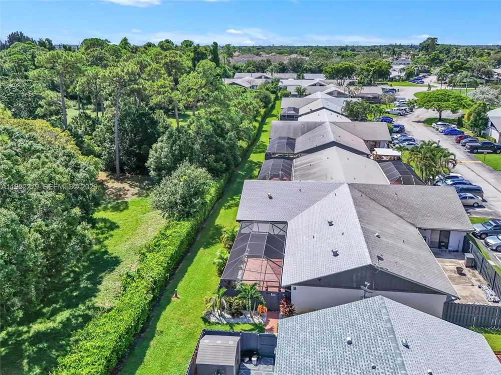 1050 Summit Trail Cir #B West Palm Beach, FL 33415