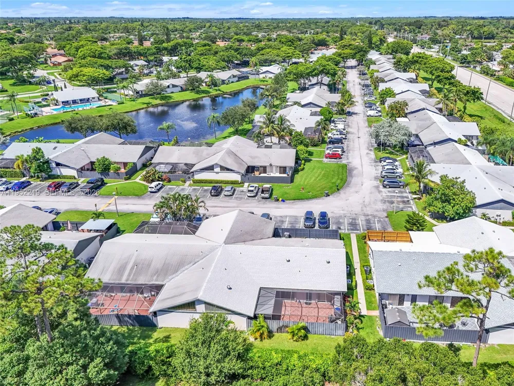 1050 Summit Trail Cir #B West Palm Beach, FL 33415