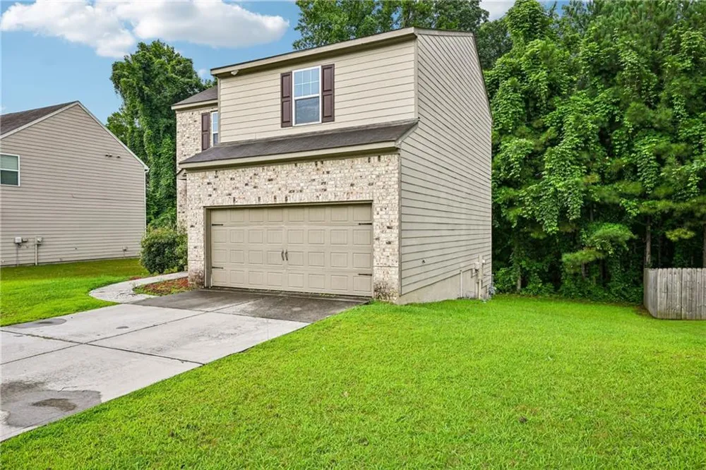 203 Scotland Drive Dallas, GA 30132
