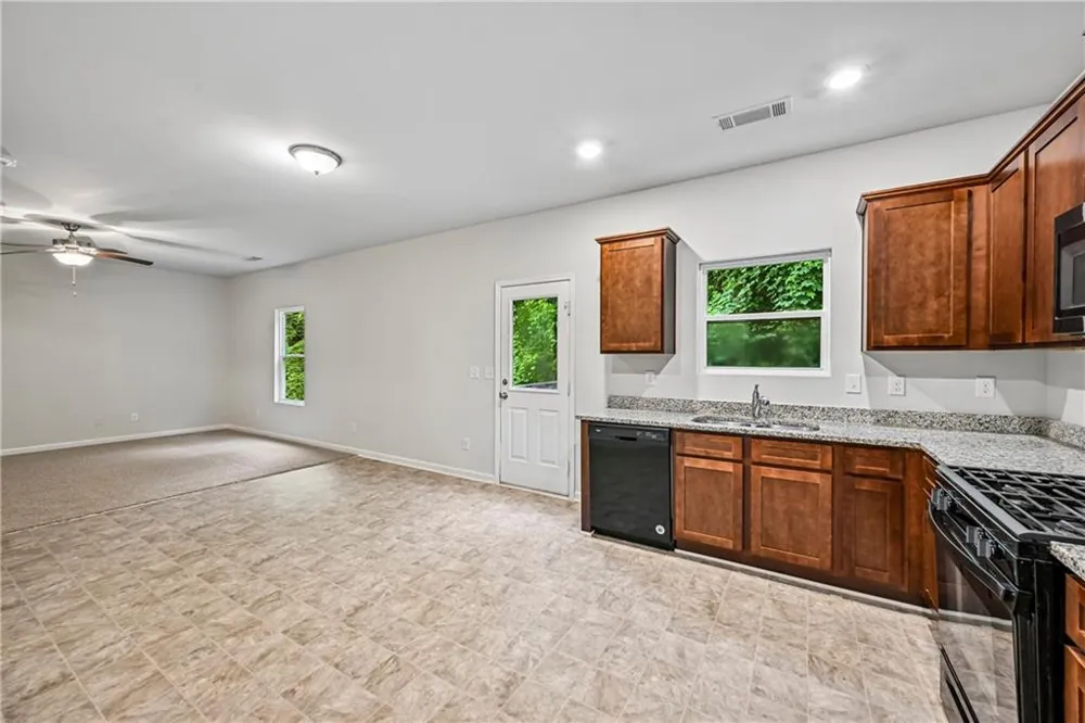 203 Scotland Drive Dallas, GA 30132