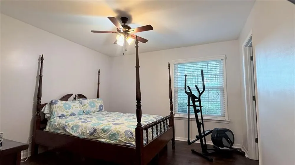 201 Brighton Point Sandy Springs, GA 30328
