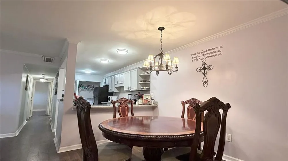 201 Brighton Point Sandy Springs, GA 30328