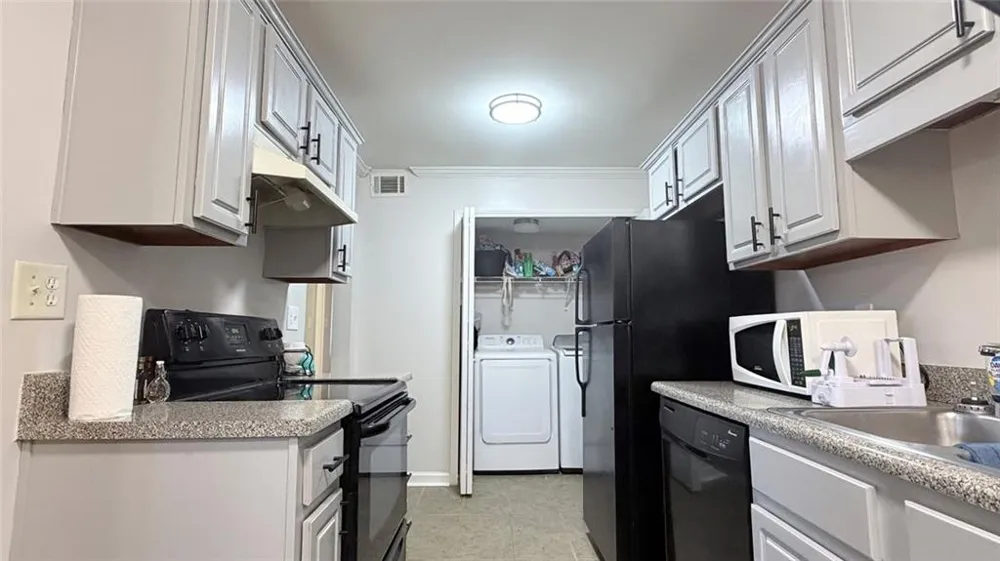201 Brighton Point Sandy Springs, GA 30328