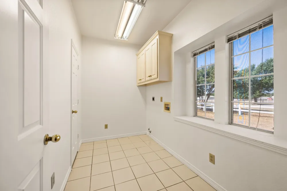 141 Blue Sky Drive Decatur, TX 76234