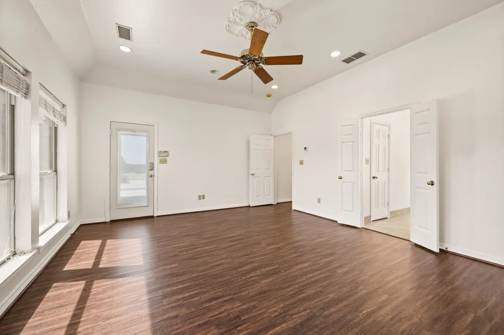 141 Blue Sky Drive Decatur, TX 76234