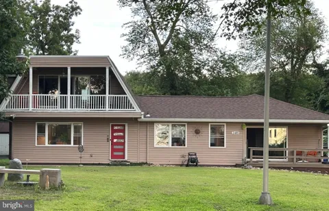 2485 FENWICK CIRCLE