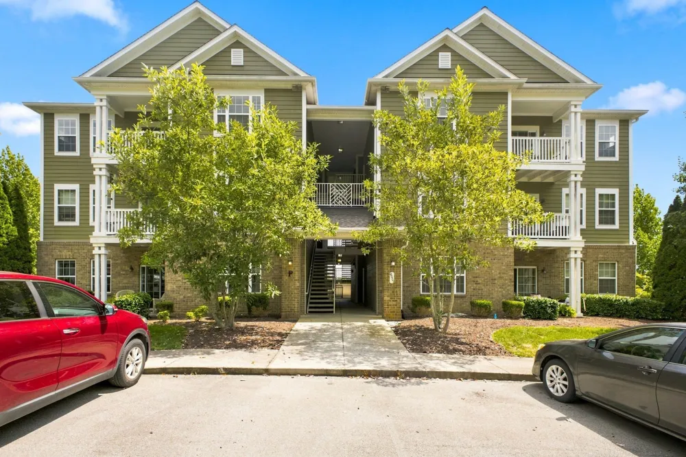 8601 Peckham Ln #14 Antioch, TN 37013
