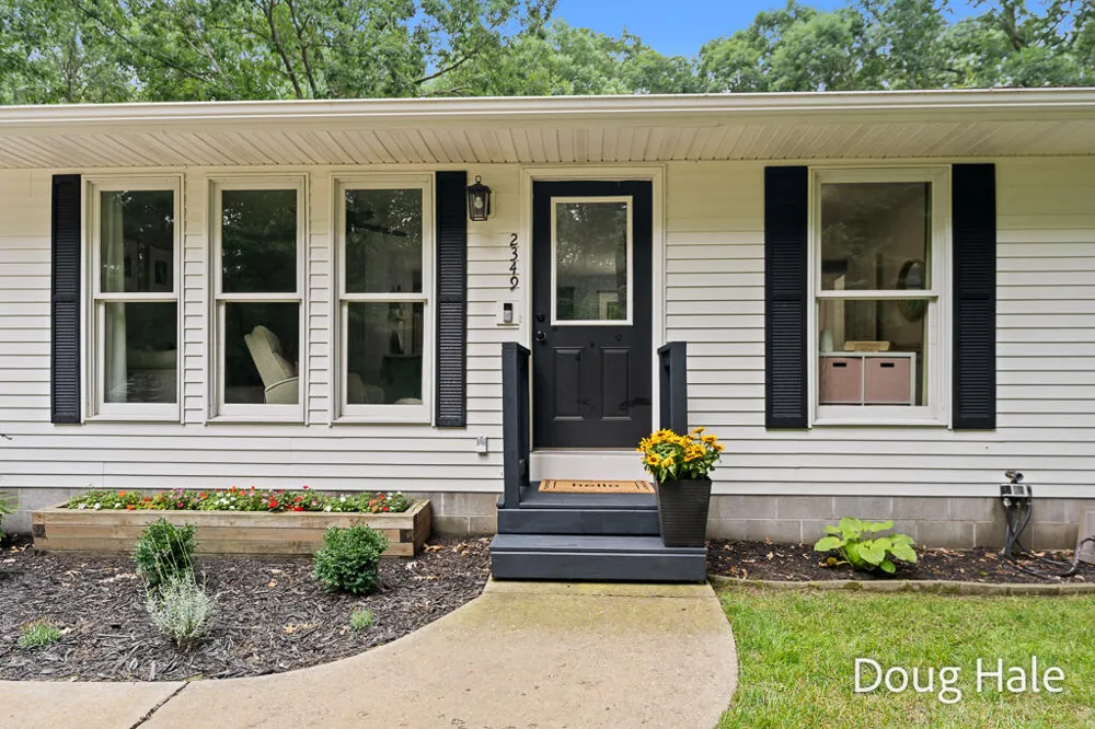 2349 Pillon Road Dalton Township, MI 49457