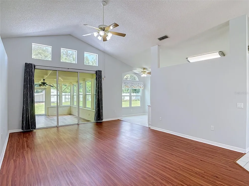 390 MAGNOLIA PLACE Debary, FL 32713