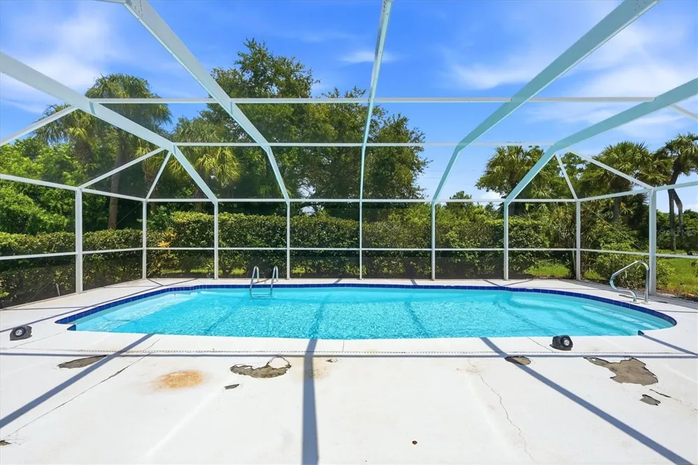 5015 86TH STREET COURT W Bradenton, FL 34210