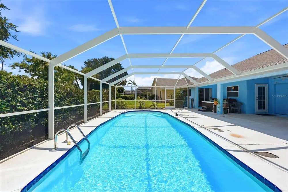 5015 86TH STREET COURT W Bradenton, FL 34210