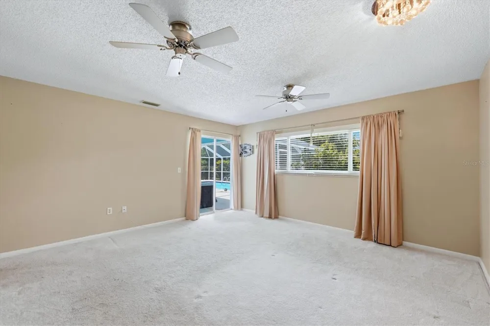 5015 86TH STREET COURT W Bradenton, FL 34210