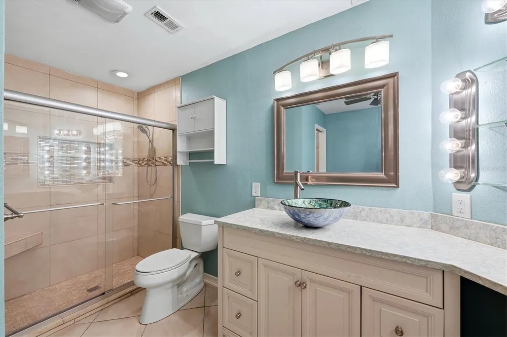 5015 86TH STREET COURT W Bradenton, FL 34210