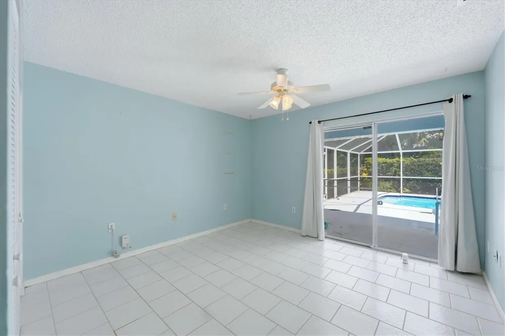 5015 86TH STREET COURT W Bradenton, FL 34210