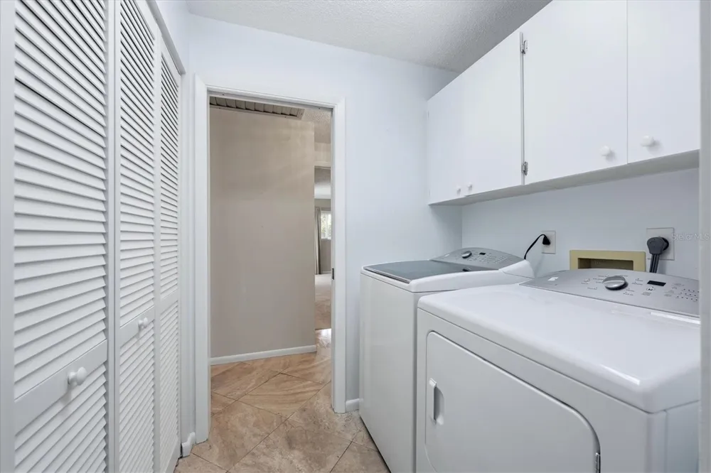 5015 86TH STREET COURT W Bradenton, FL 34210