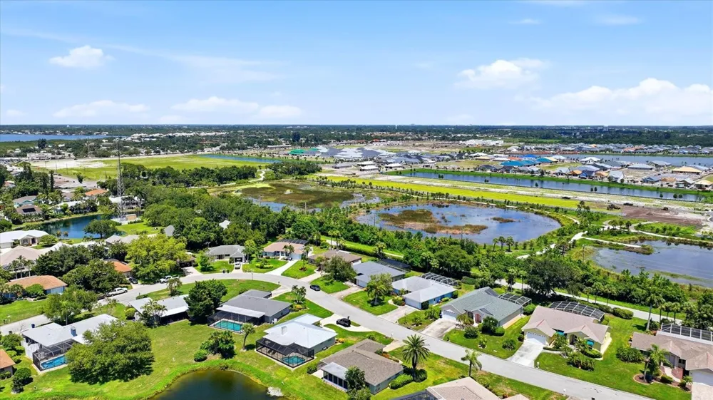 5015 86TH STREET COURT W Bradenton, FL 34210