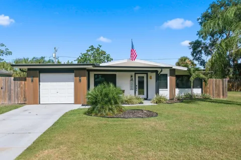2488 DEL RIO WAY