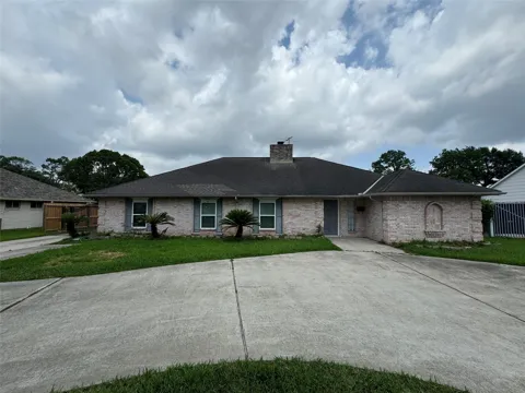 7910 Sands Point Drive