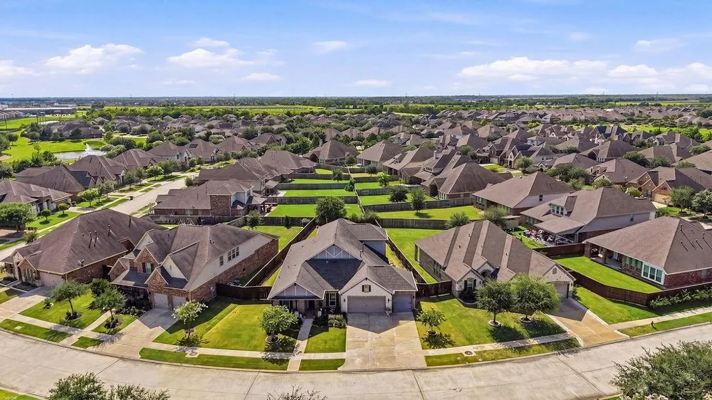 9614 Carson Lane Iowa Colony, TX 77583