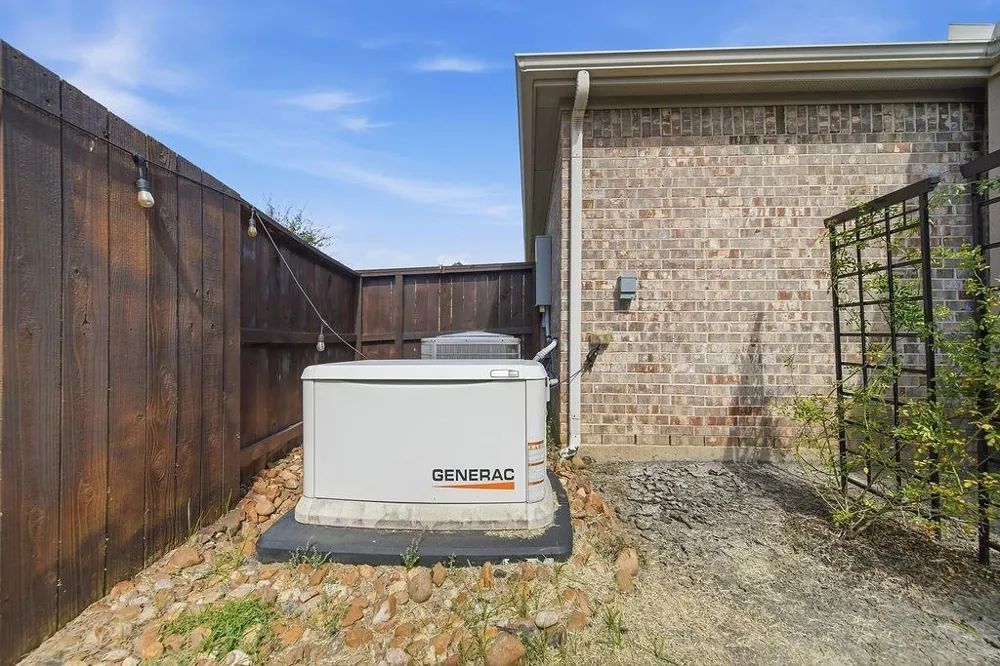 9614 Carson Lane Iowa Colony, TX 77583