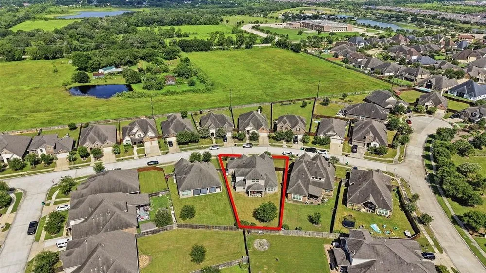 9614 Carson Lane Iowa Colony, TX 77583