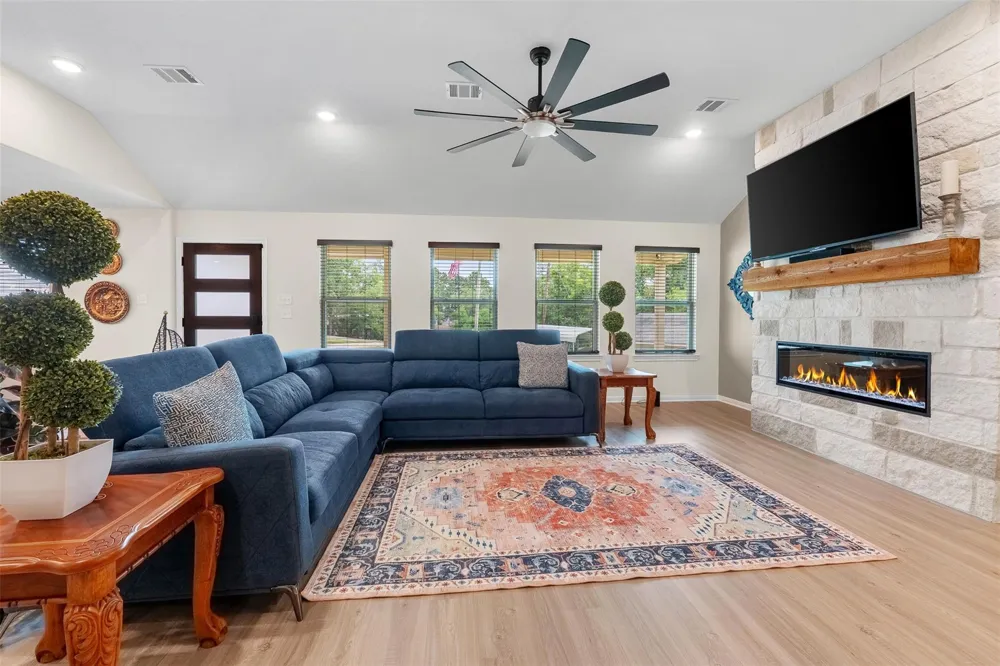 186 Ricky Road Livingston, TX 77351