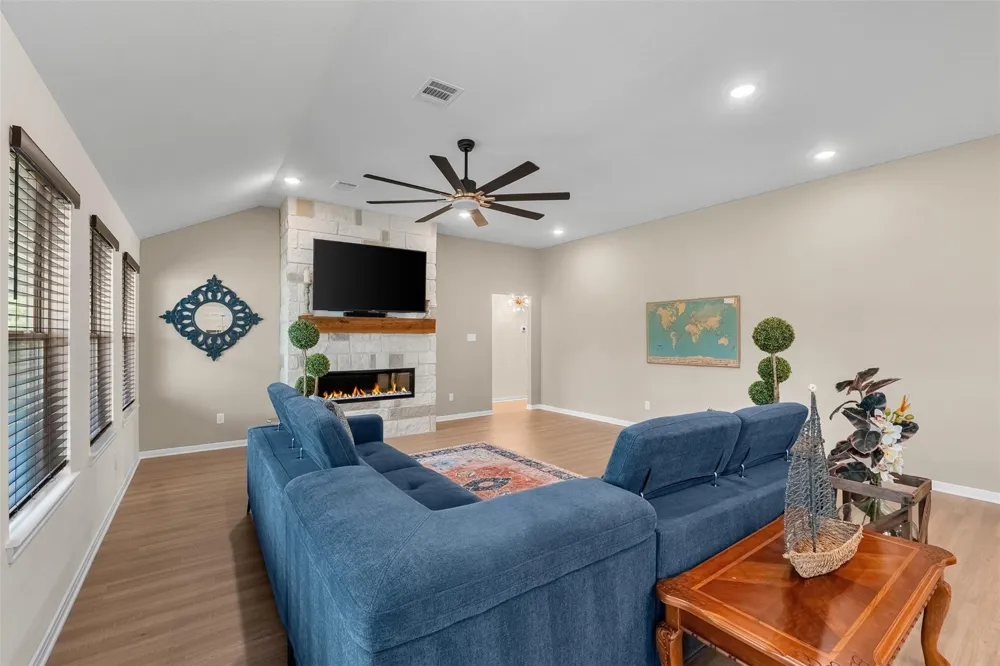 186 Ricky Road Livingston, TX 77351