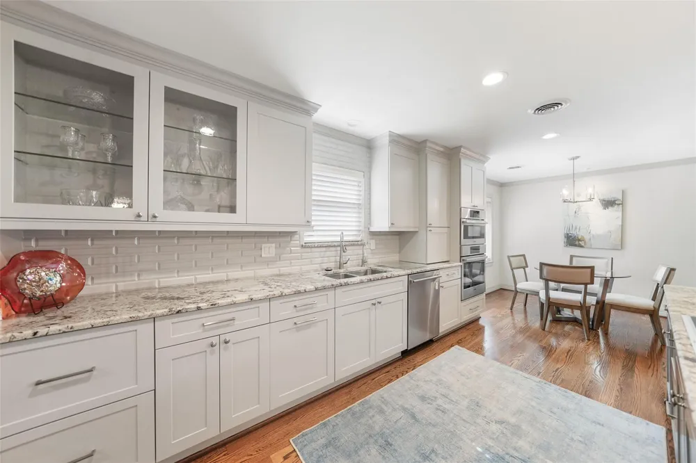 5058 Yarwell Drive Houston, TX 77096
