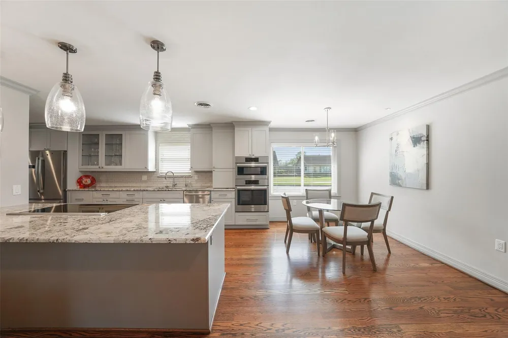 5058 Yarwell Drive Houston, TX 77096