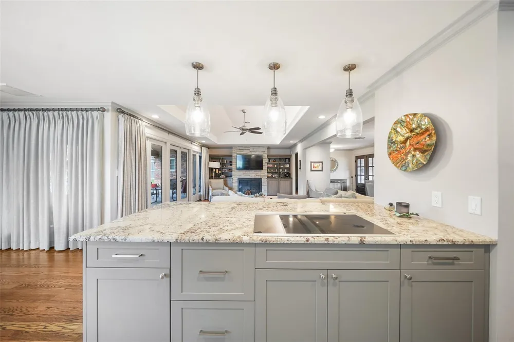 5058 Yarwell Drive Houston, TX 77096