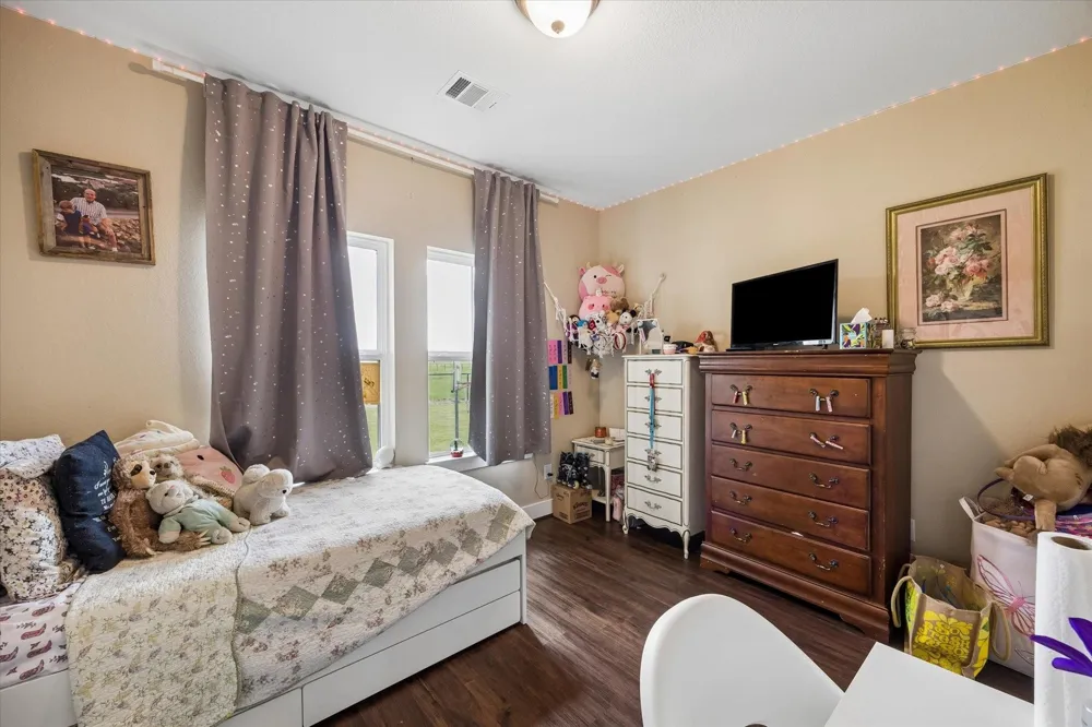 1687 Fm 949 Road Sealy, TX 77474