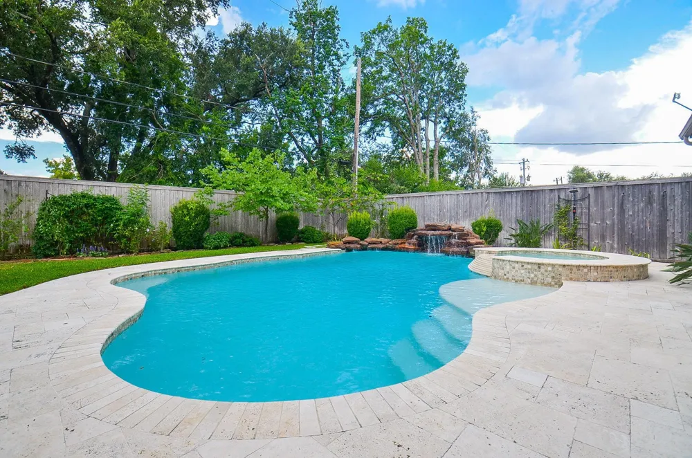 5413 De Milo Drive Houston, TX 77092