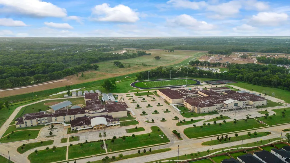 6006 Lamb Creek Missouri City, TX 77459