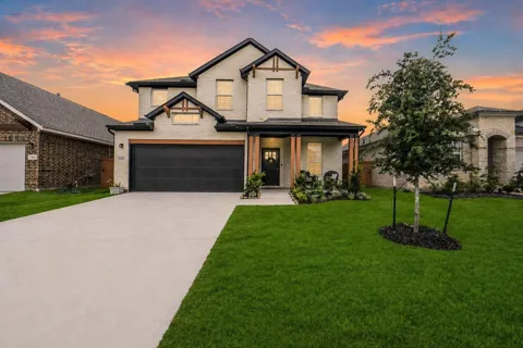 2460 Fairway Harbor Drive