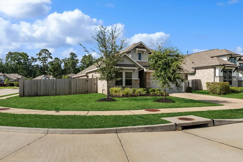 31007 Oakley Glen Court Conroe, TX 77385