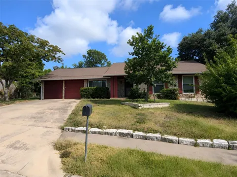 10104 Pond View Circle