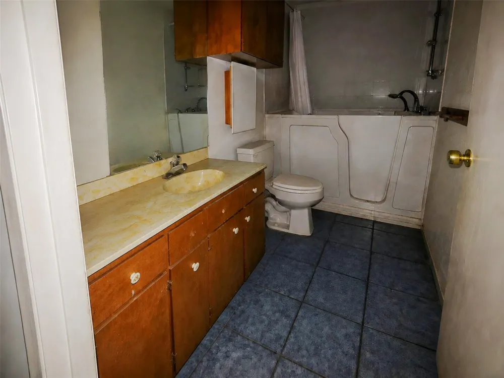 10104 Pond View Circle Austin, TX 78753