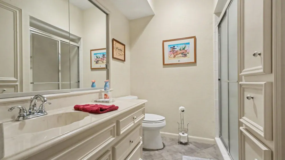 1310 E James Street #6 Baytown, TX 77520