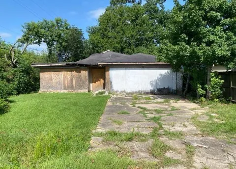 11203 Gardentree Drive