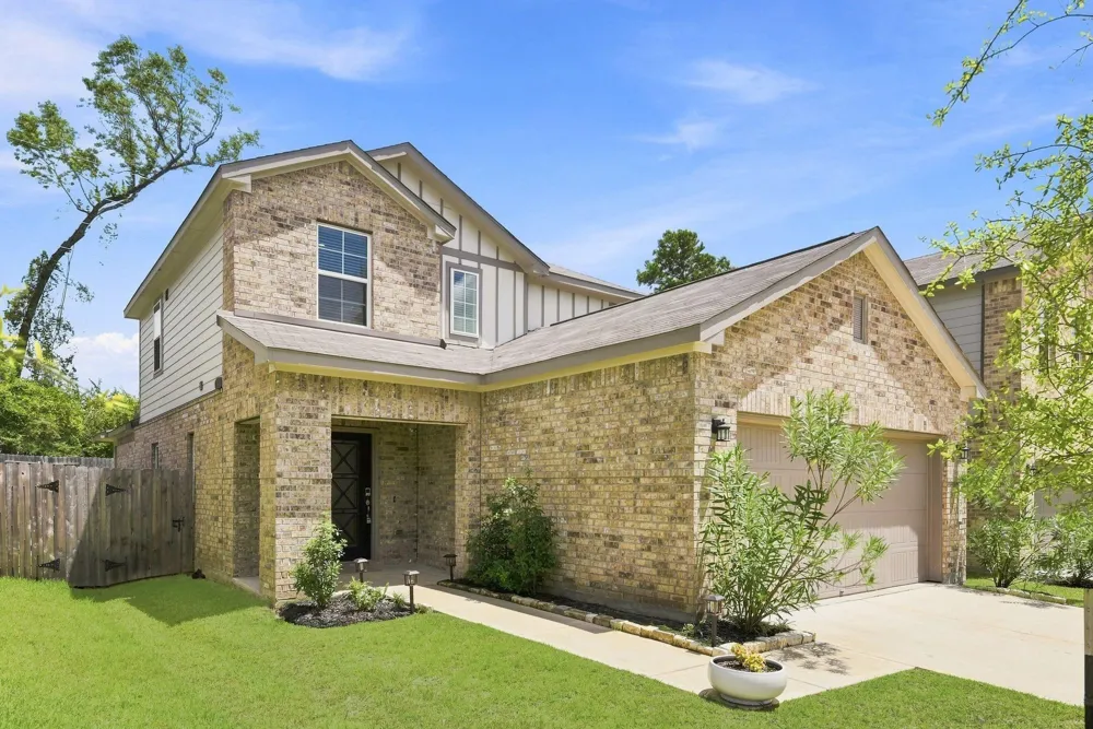 239 Intrepid Trail Magnolia, TX 77354