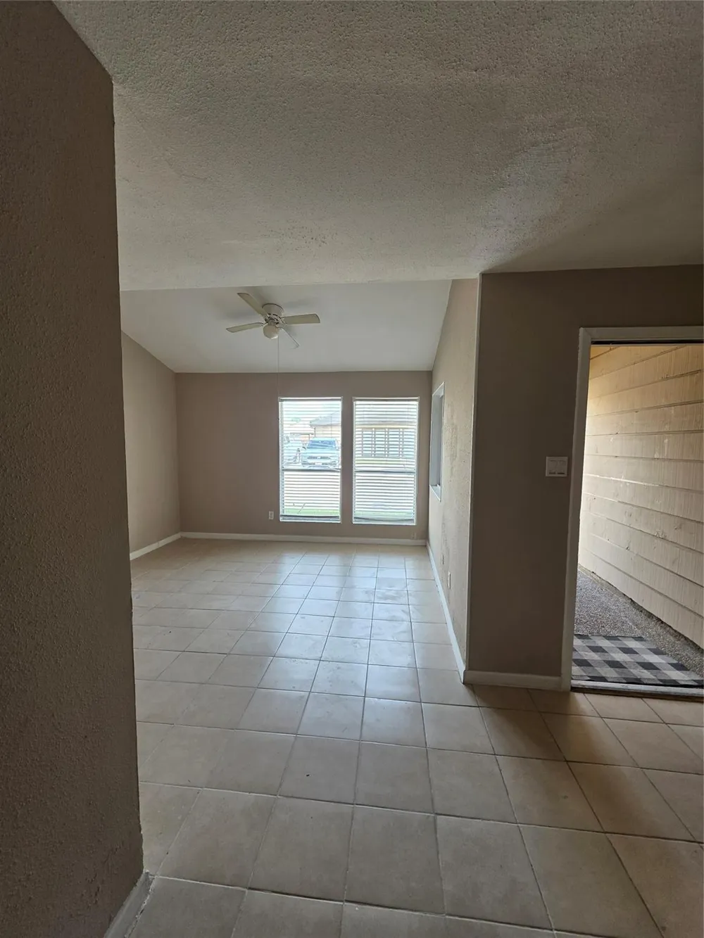 1014 Graham Drive #I3 Tomball, TX 77375