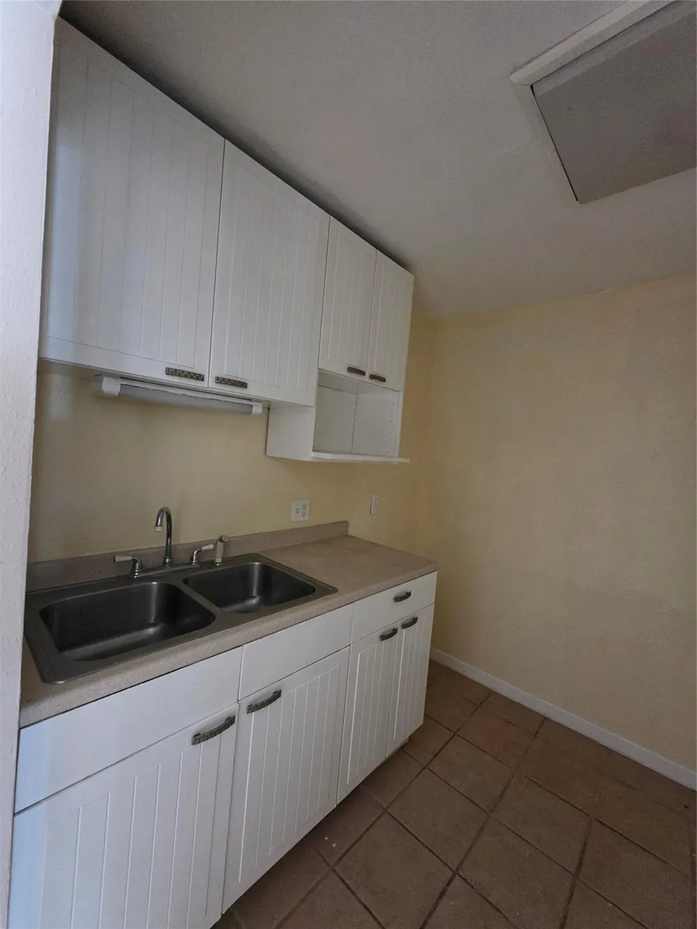 1014 Graham Drive #I3 Tomball, TX 77375