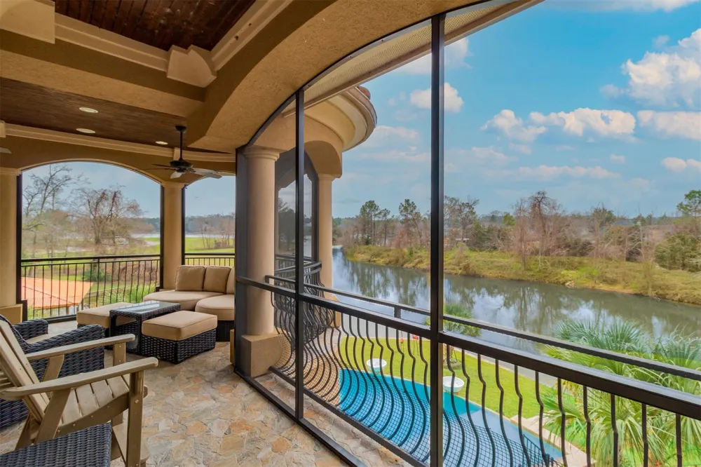 146 La Vie Drive Montgomery, TX 77316